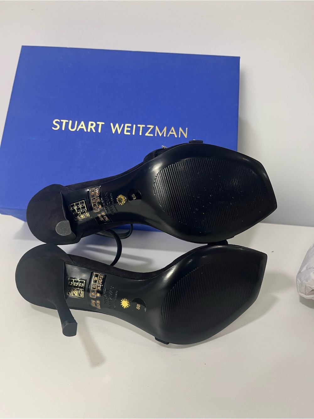 Stuart Weitzman Nudist Vow 100mm Suede Sandals - Picture 7 of 9